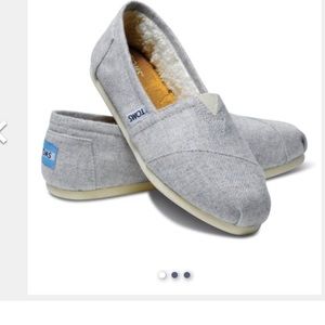 Toms